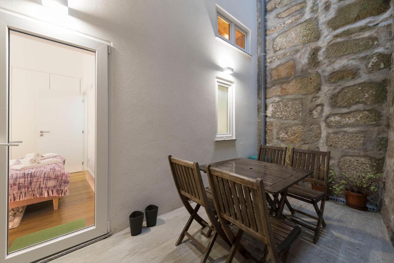 Apartment Lovelystay - Cozy Duplex With Patio Right Off Train&metro Station Porto